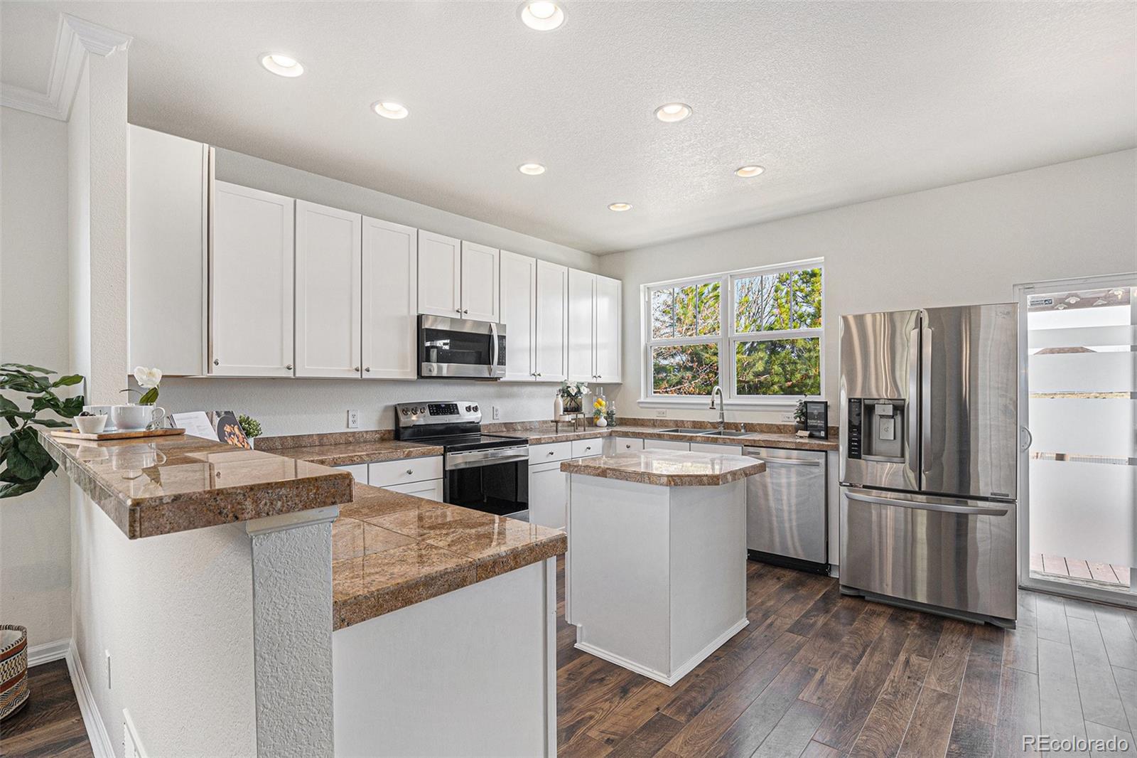 MLS Image #7 for 23841 e alabama drive,aurora, Colorado
