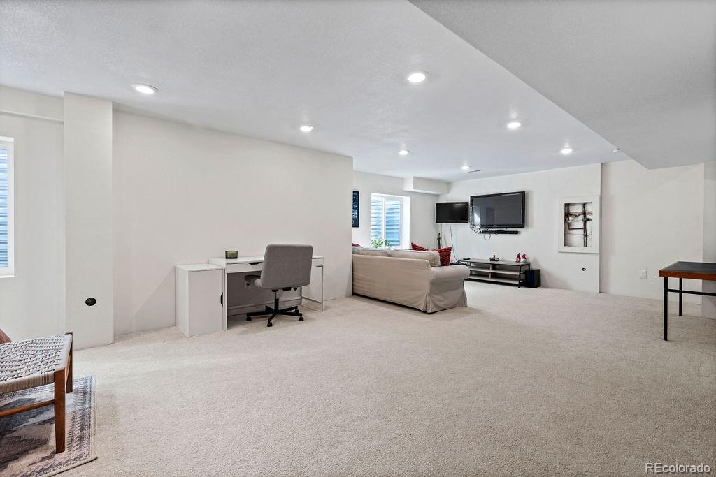 MLS Image #31 for 432 n patsburg street,aurora, Colorado