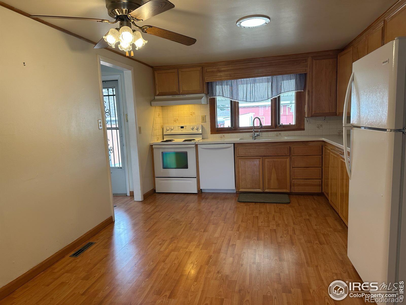MLS Image #5 for 526 e 13th street,loveland, Colorado