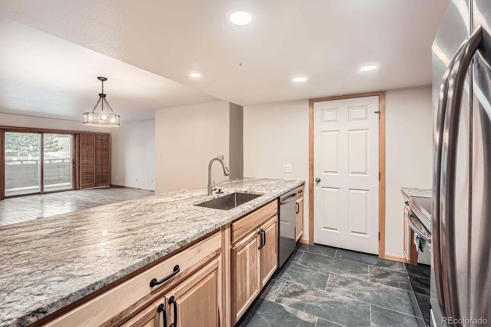 MLS Image #10 for 23678  pondview place d,golden, Colorado