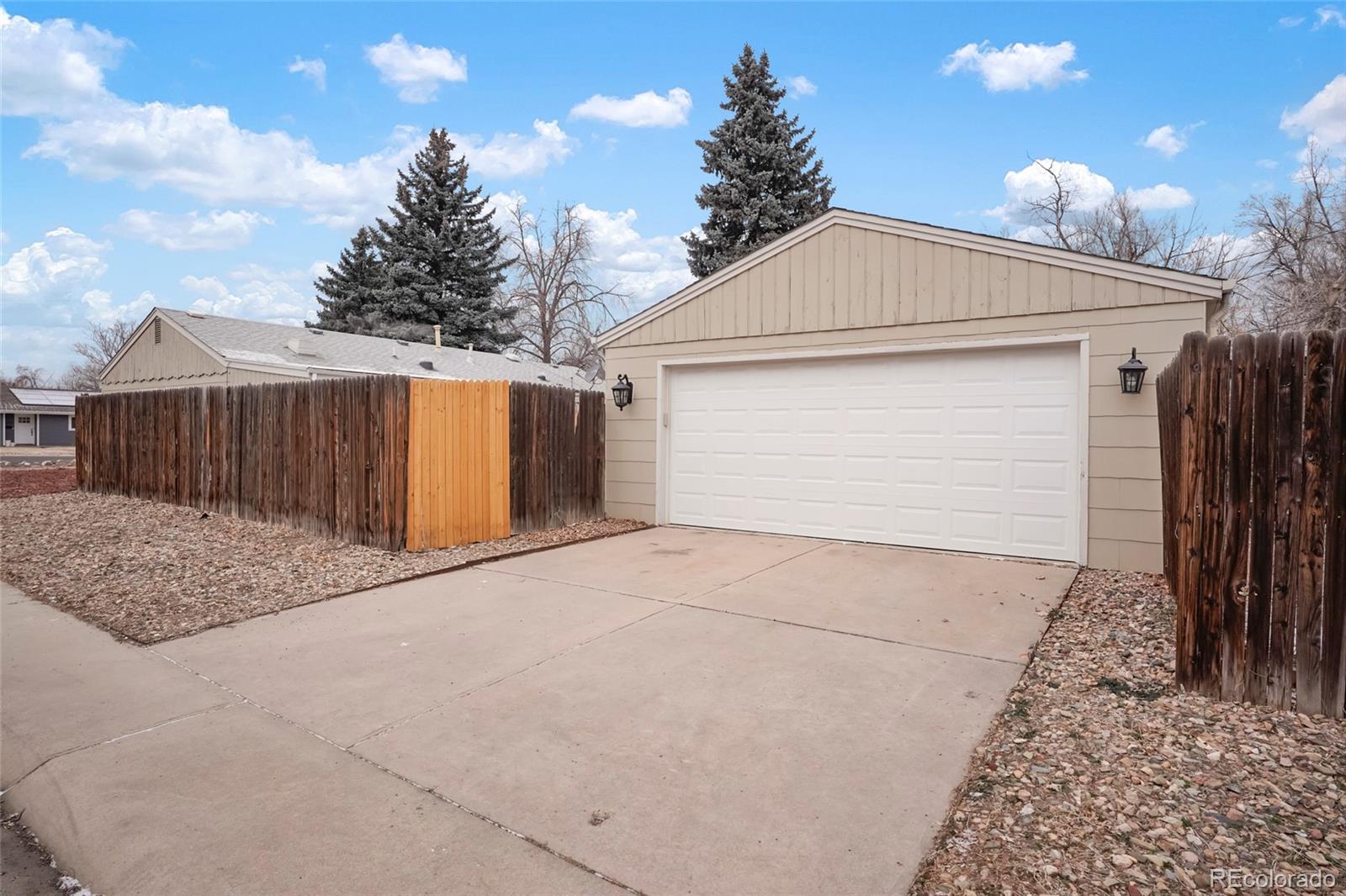 MLS Image #17 for 3298 s eudora street,denver, Colorado