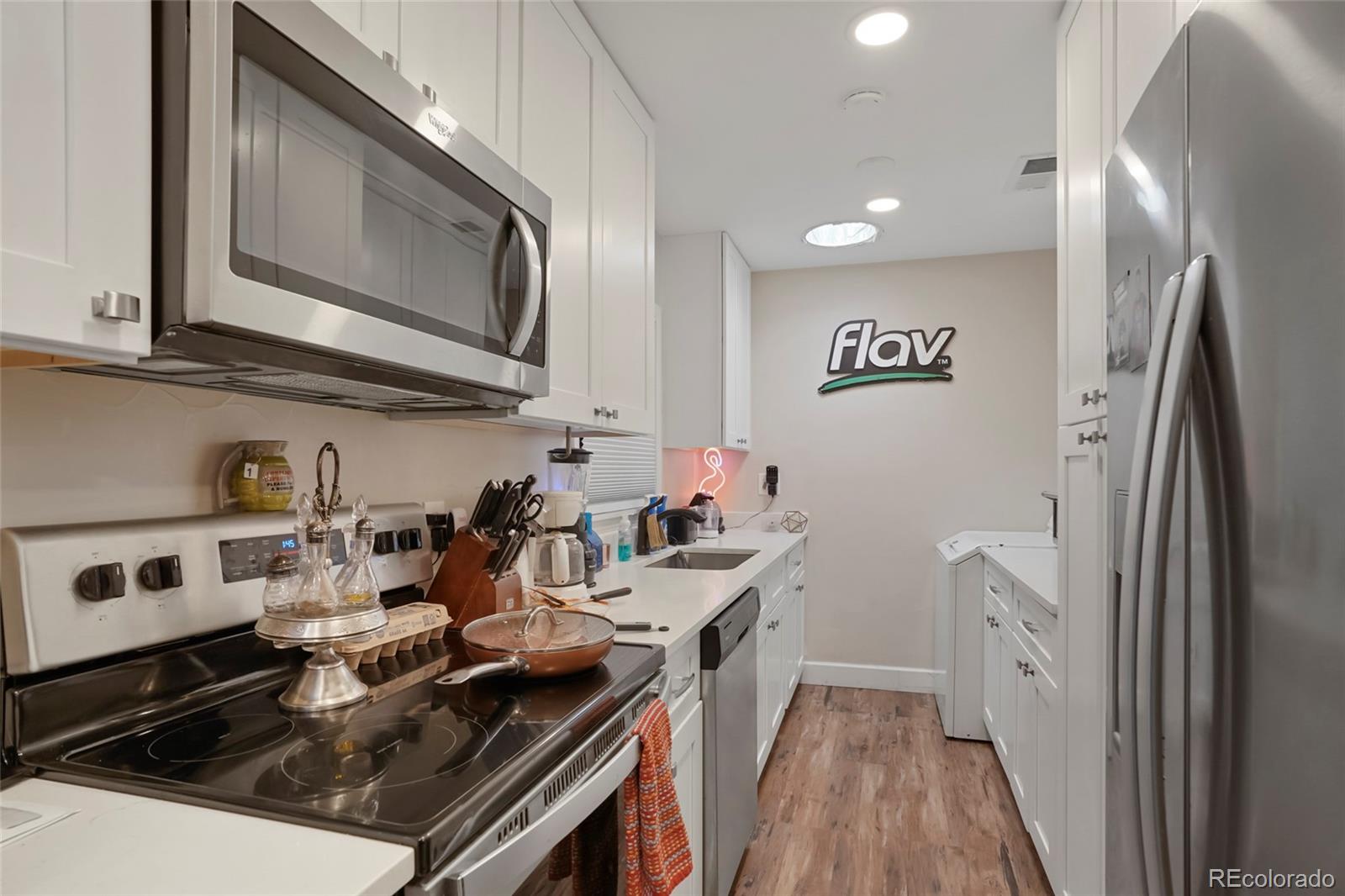 MLS Image #5 for 3298 s eudora street,denver, Colorado