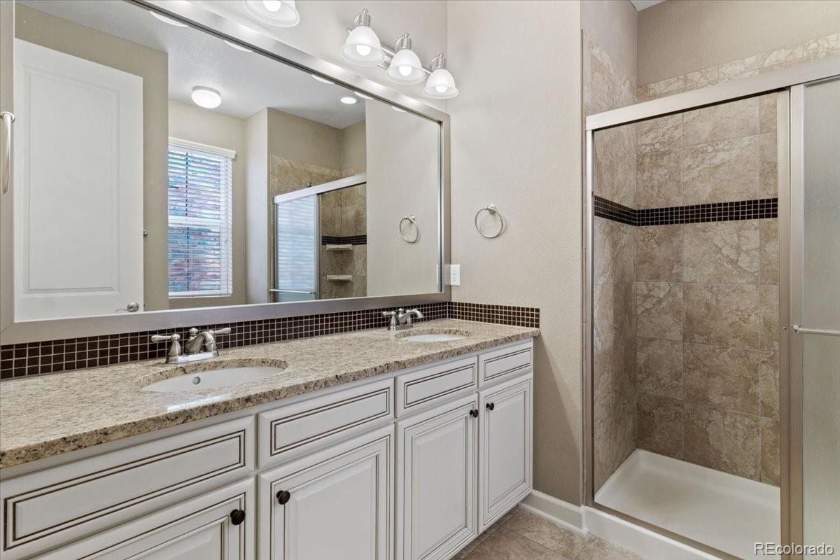MLS Image #12 for 6031 s irvington court,aurora, Colorado