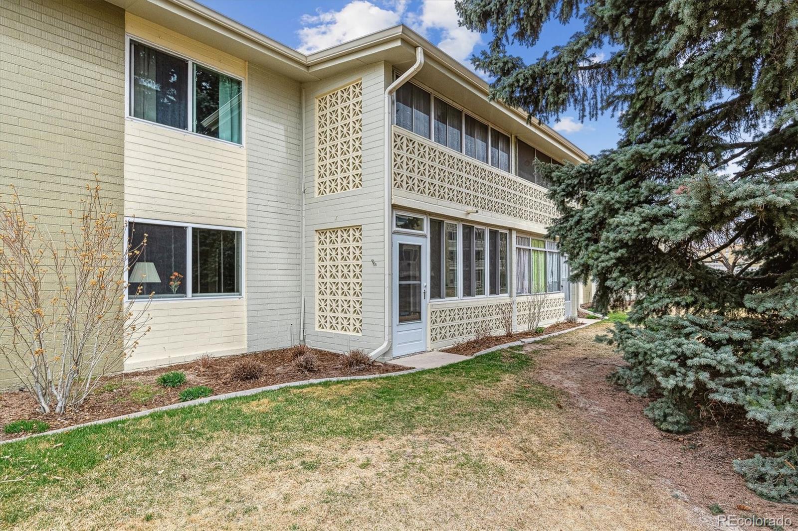 MLS Image #14 for 9320 e center avenue,denver, Colorado