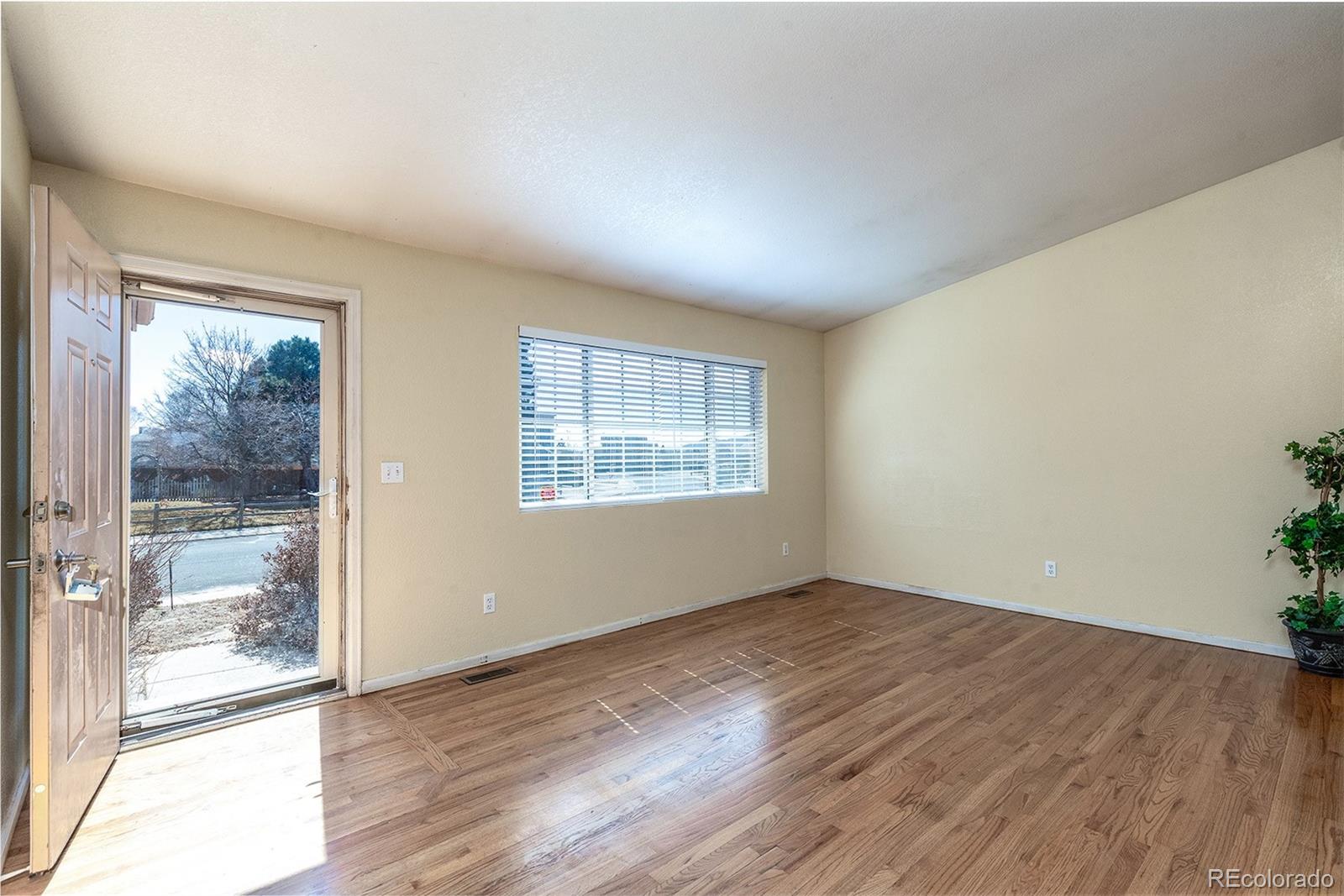 MLS Image #4 for 4860  beechvale drive,colorado springs, Colorado