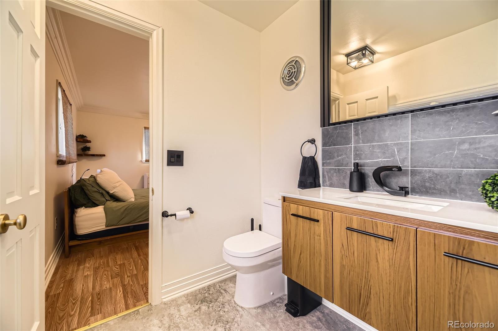 MLS Image #20 for 4401 s yosemite court,greenwood village, Colorado