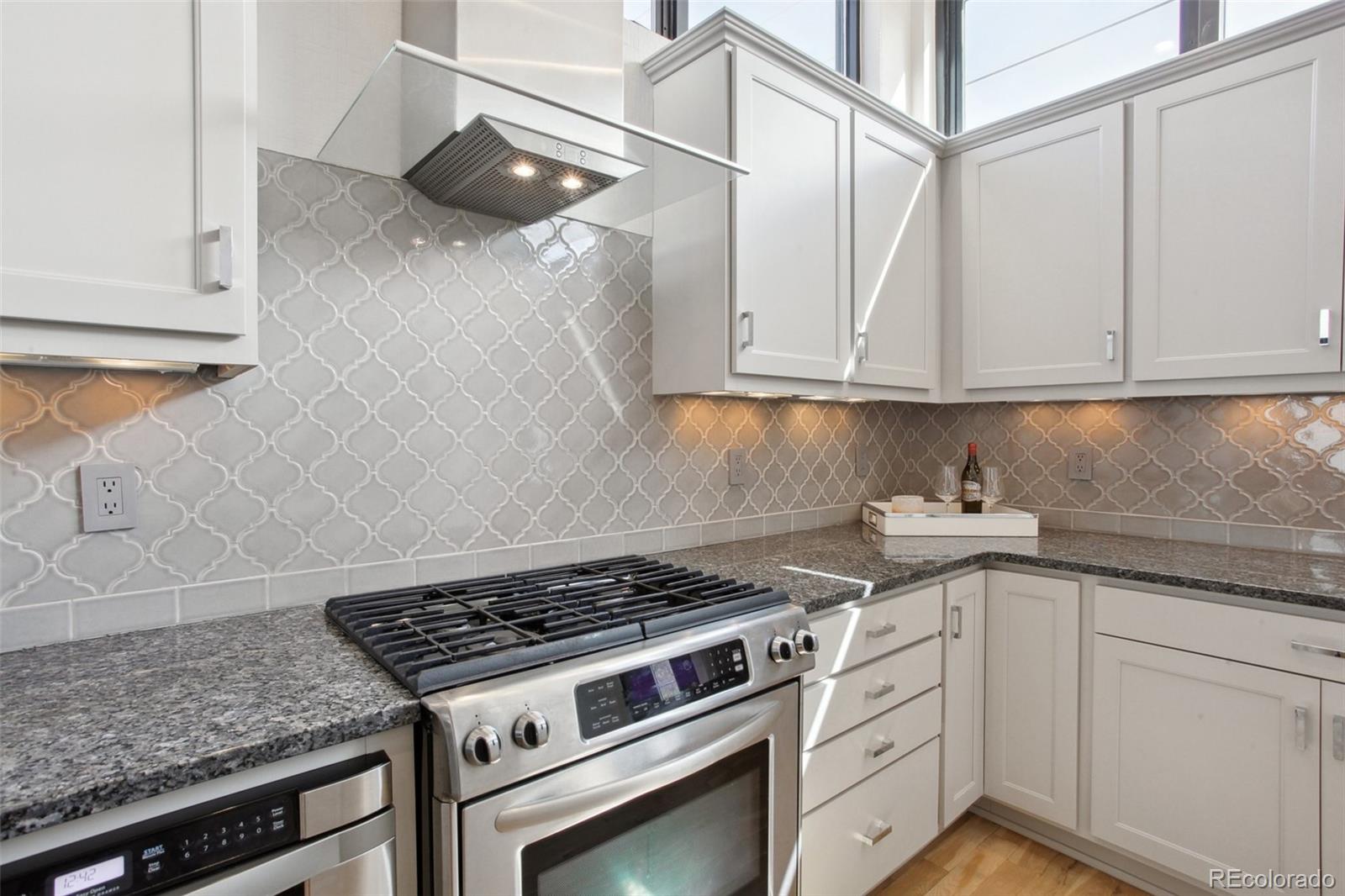 MLS Image #7 for 2442  champa street,denver, Colorado