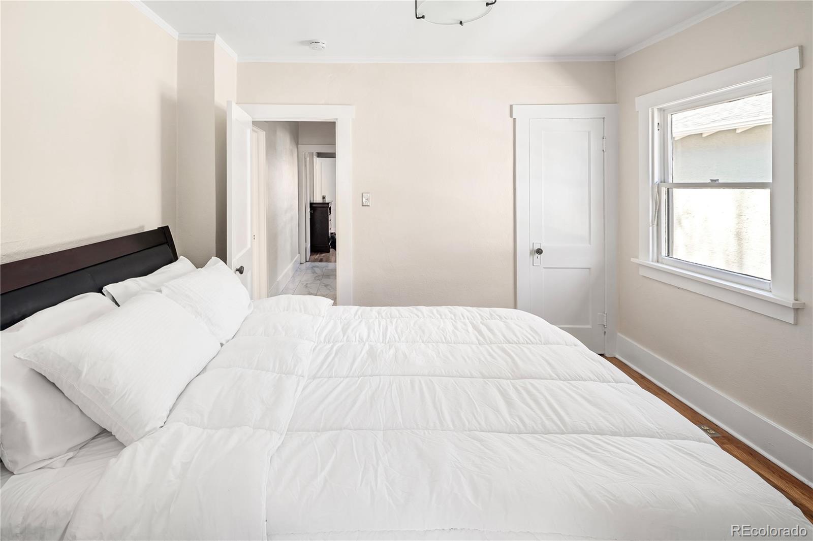 MLS Image #23 for 2676 s lincoln street,denver, Colorado