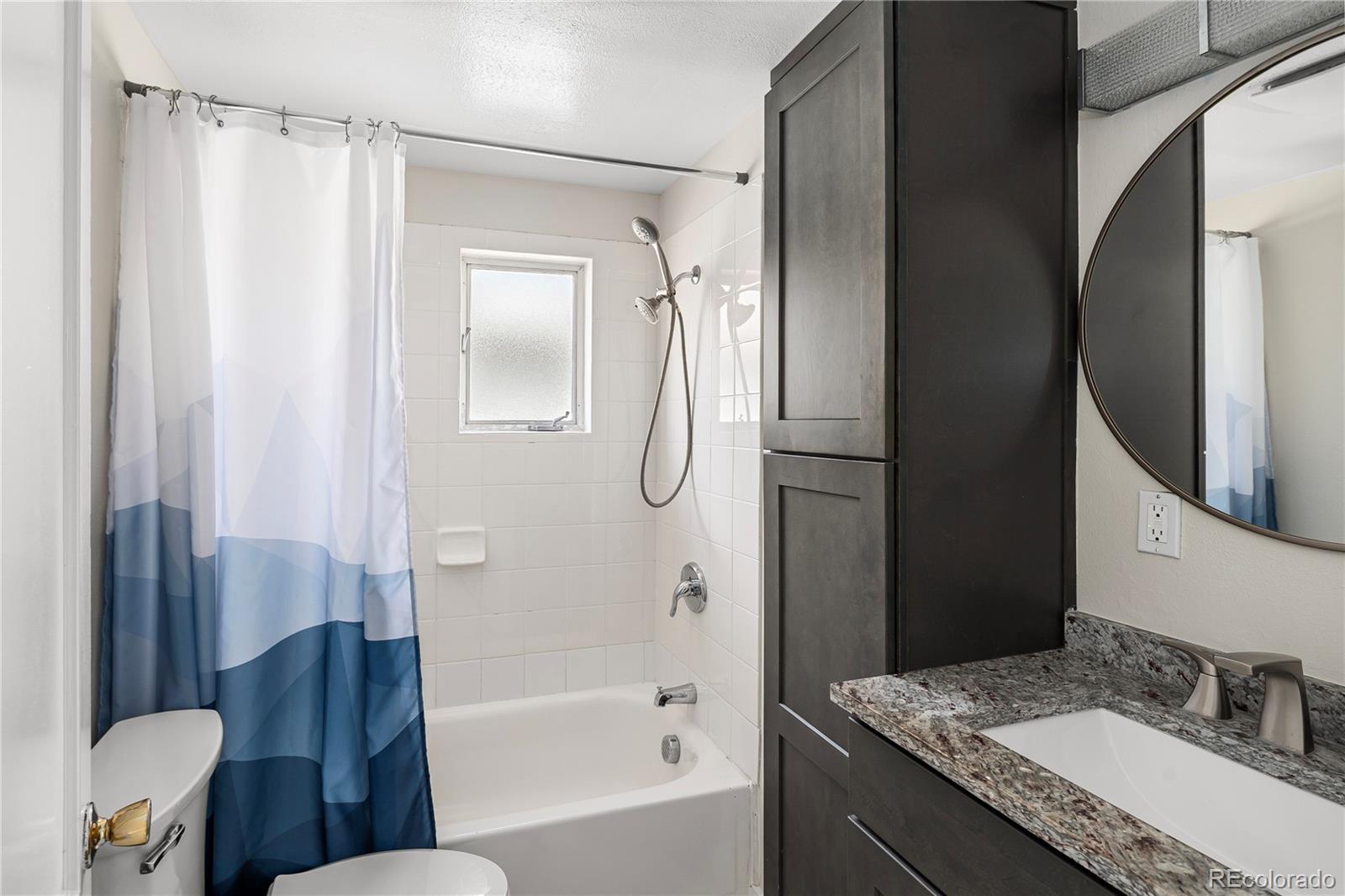 MLS Image #27 for 2676 s lincoln street,denver, Colorado