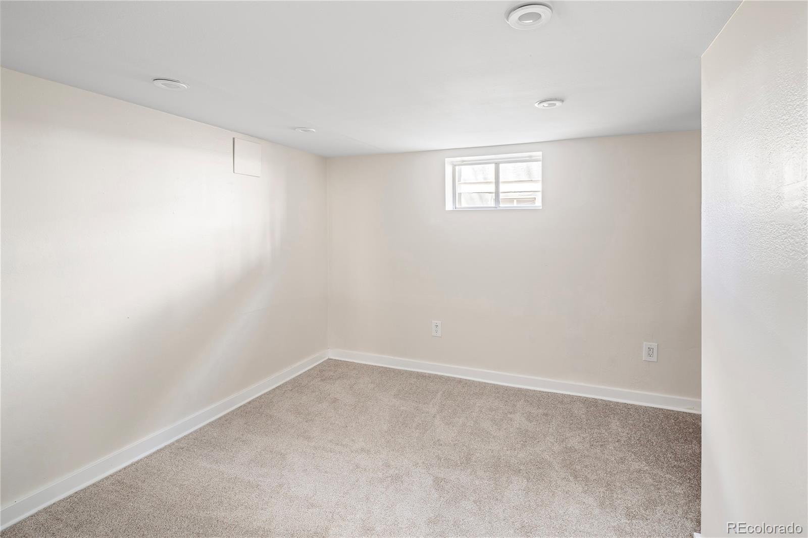 MLS Image #31 for 2676 s lincoln street,denver, Colorado