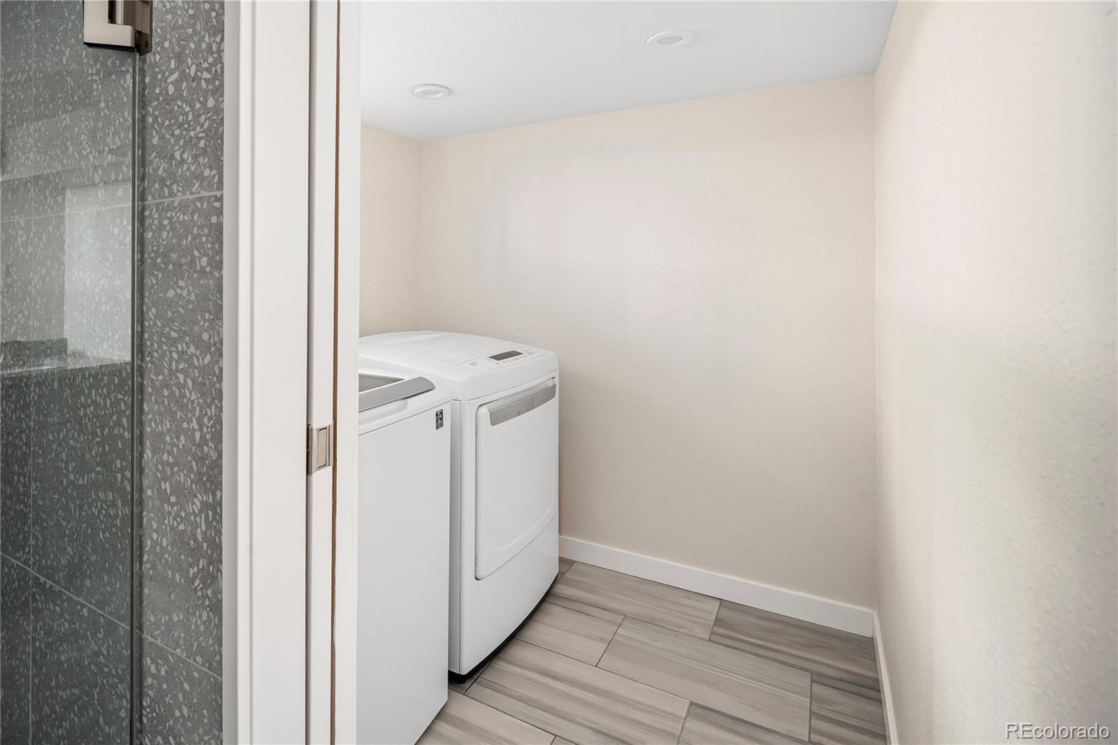 MLS Image #36 for 2676 s lincoln street,denver, Colorado