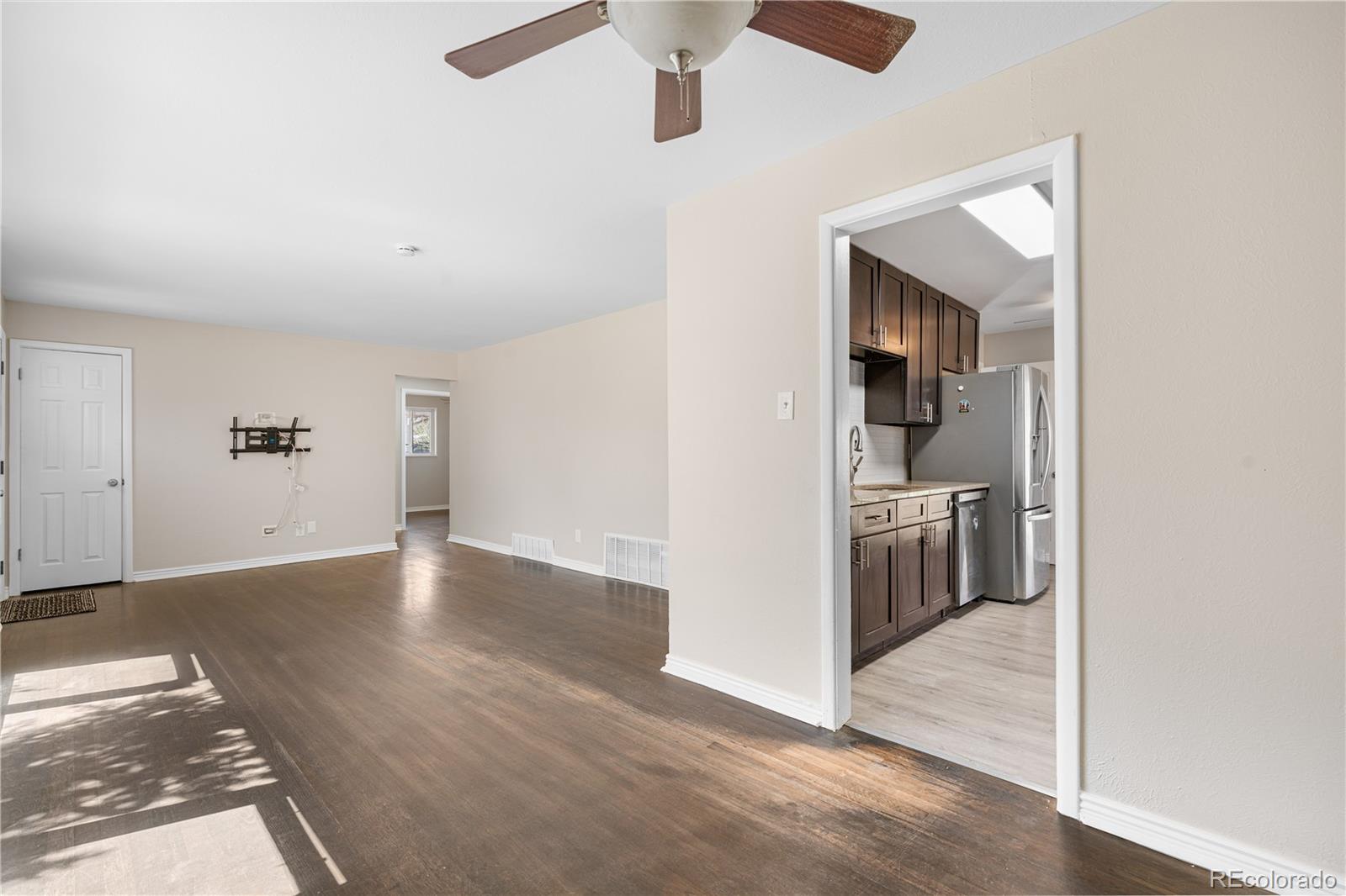 MLS Image #5 for 341  lansing street,aurora, Colorado