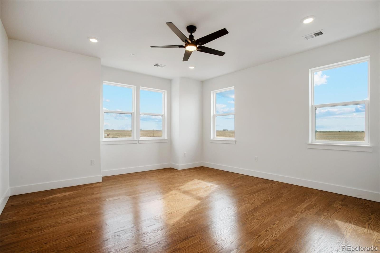 MLS Image #15 for 49601 e 56th avenue,bennett, Colorado