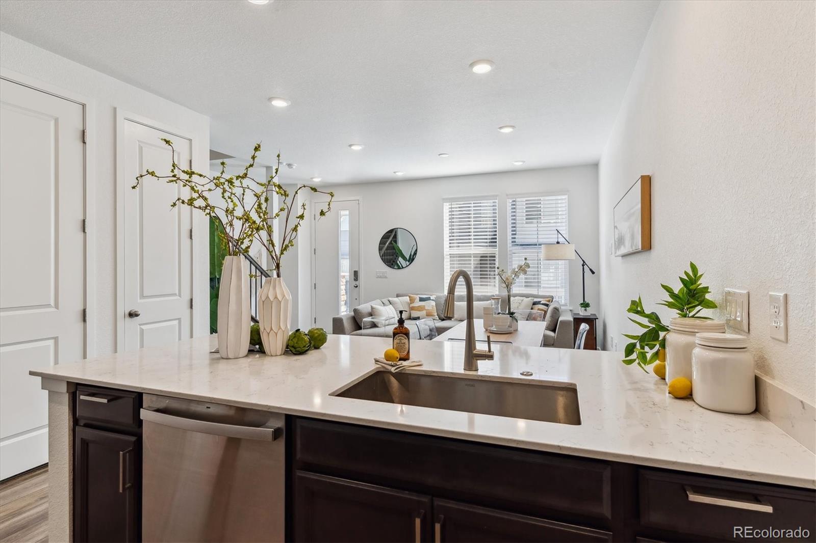 MLS Image #6 for 2036 s vance way ,lakewood, Colorado