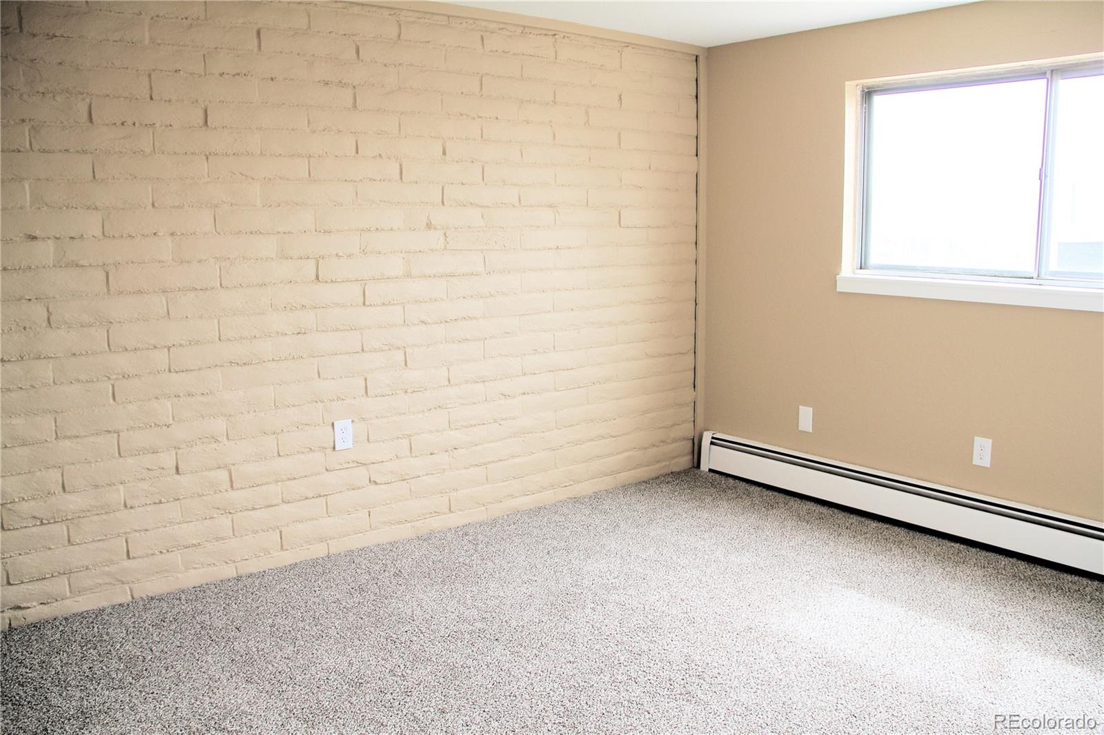 MLS Image #14 for 875 s quebec street,denver, Colorado