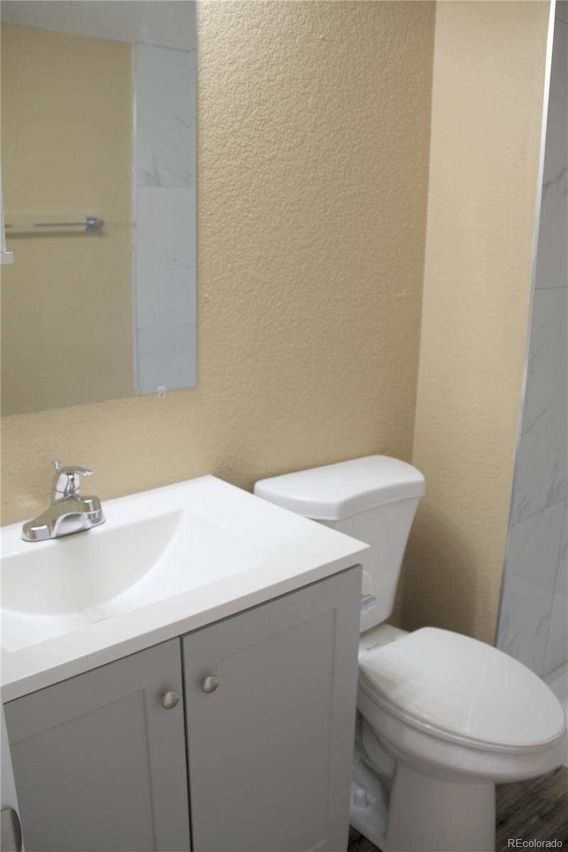 MLS Image #18 for 875 s quebec street,denver, Colorado