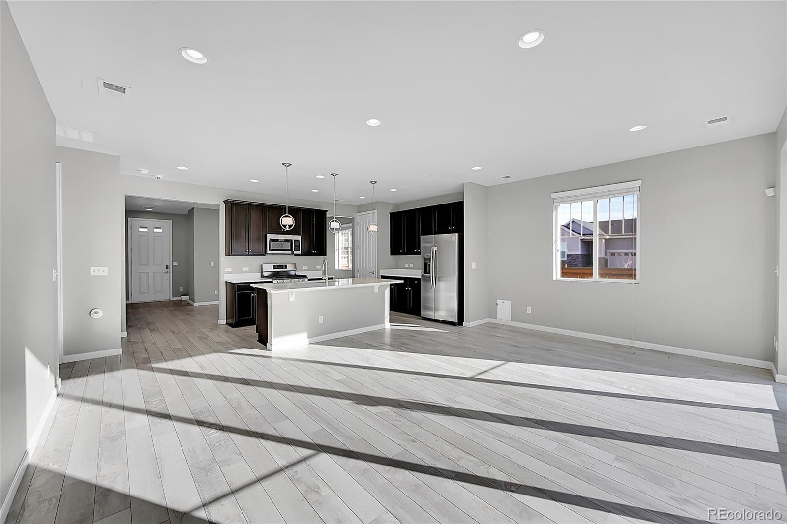 MLS Image #3 for 25626 e maple avenue,aurora, Colorado