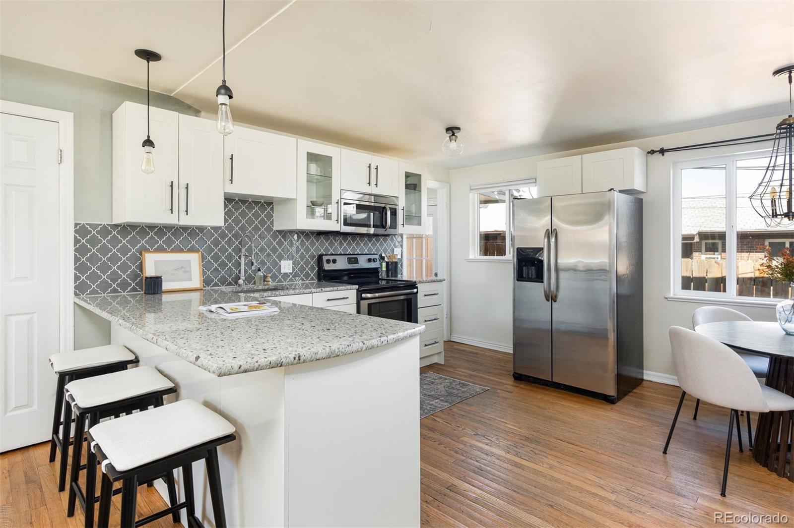 MLS Image #14 for 3216 n saint paul street,denver, Colorado