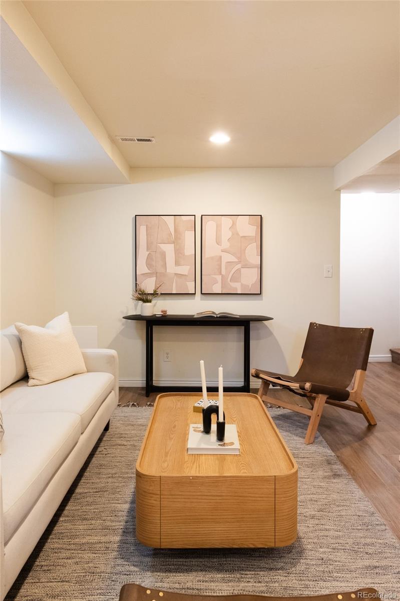 MLS Image #29 for 3216 n saint paul street,denver, Colorado