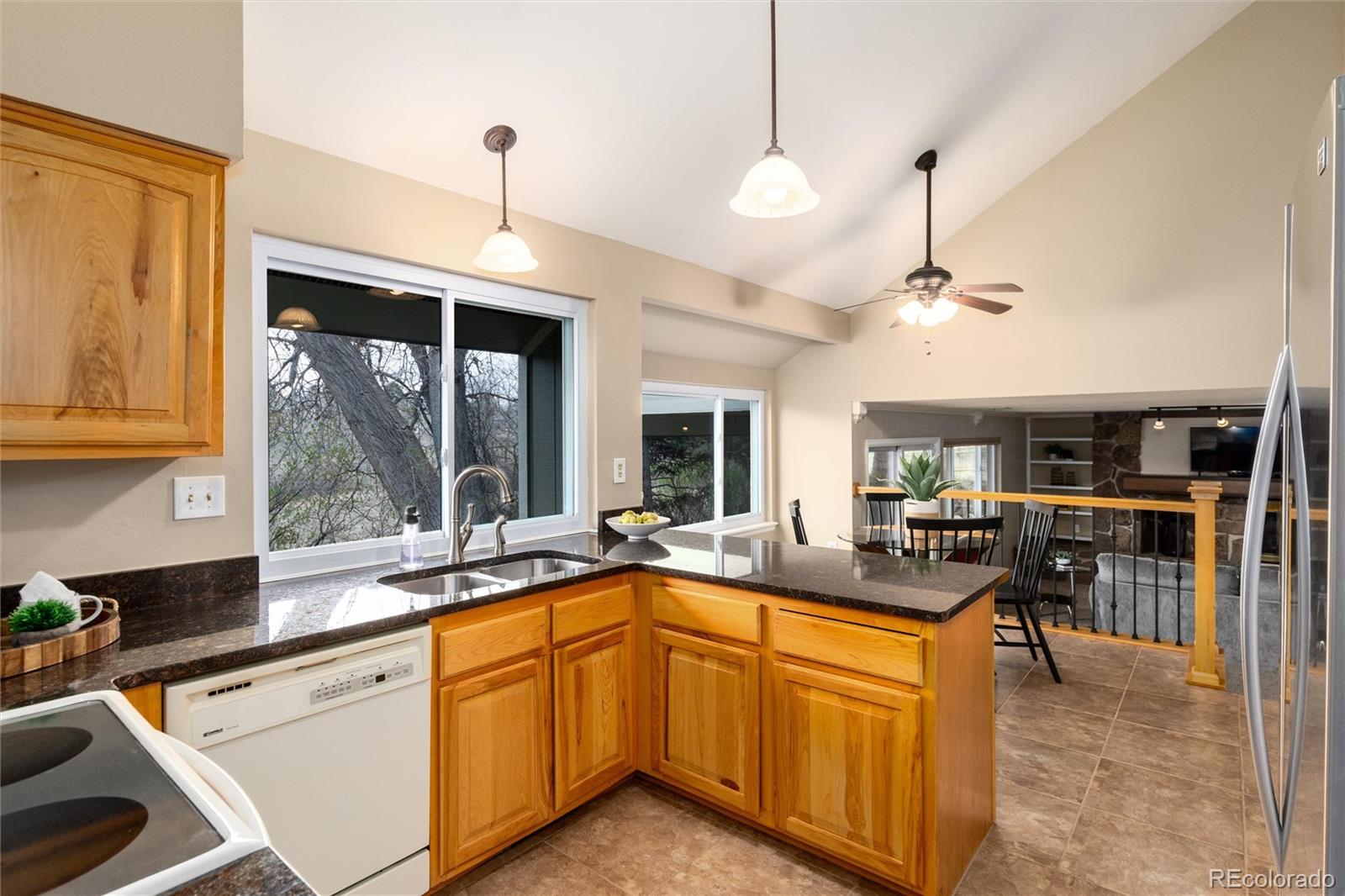 MLS Image #9 for 7676 s olive circle,centennial, Colorado