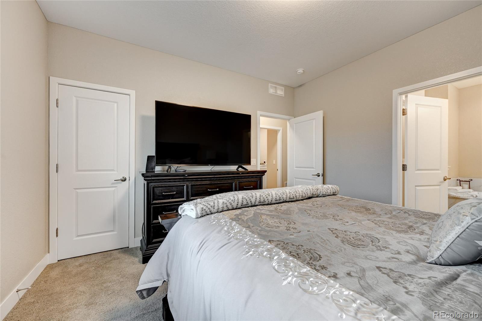 MLS Image #14 for 3554 s lisbon court,aurora, Colorado