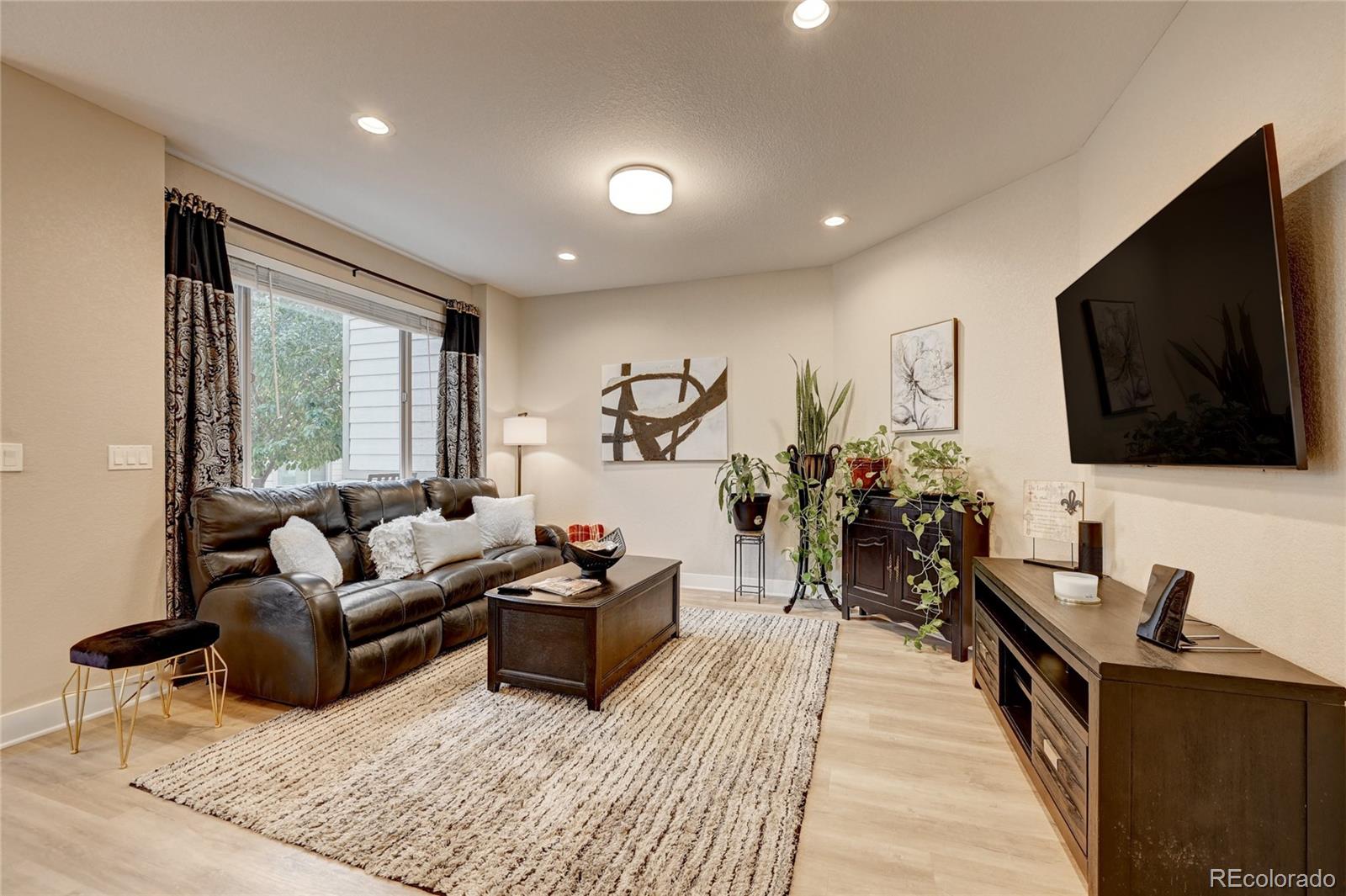 MLS Image #3 for 3554 s lisbon court,aurora, Colorado