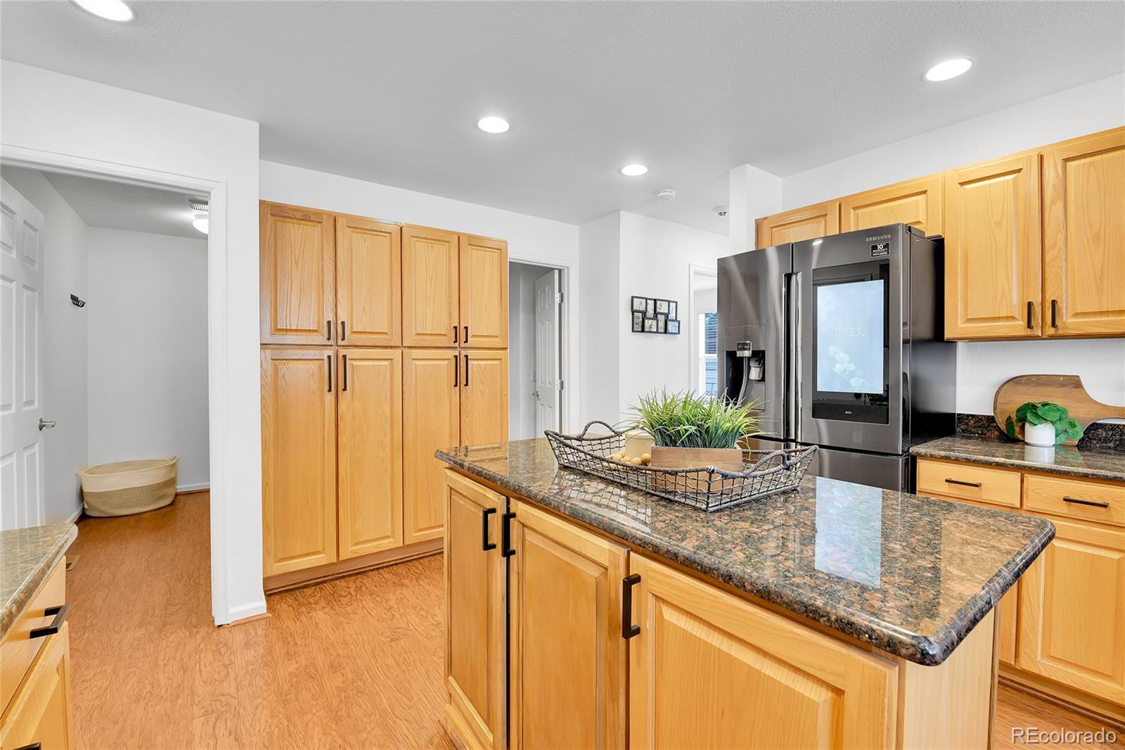 MLS Image #12 for 2208 s tucson way,aurora, Colorado