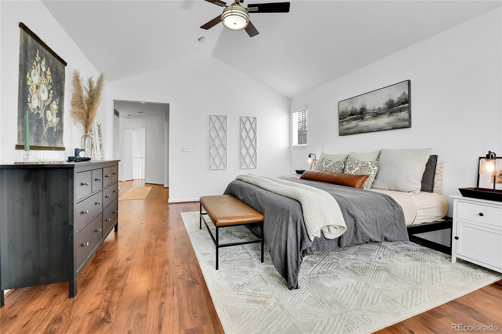 MLS Image #18 for 2208 s tucson way,aurora, Colorado