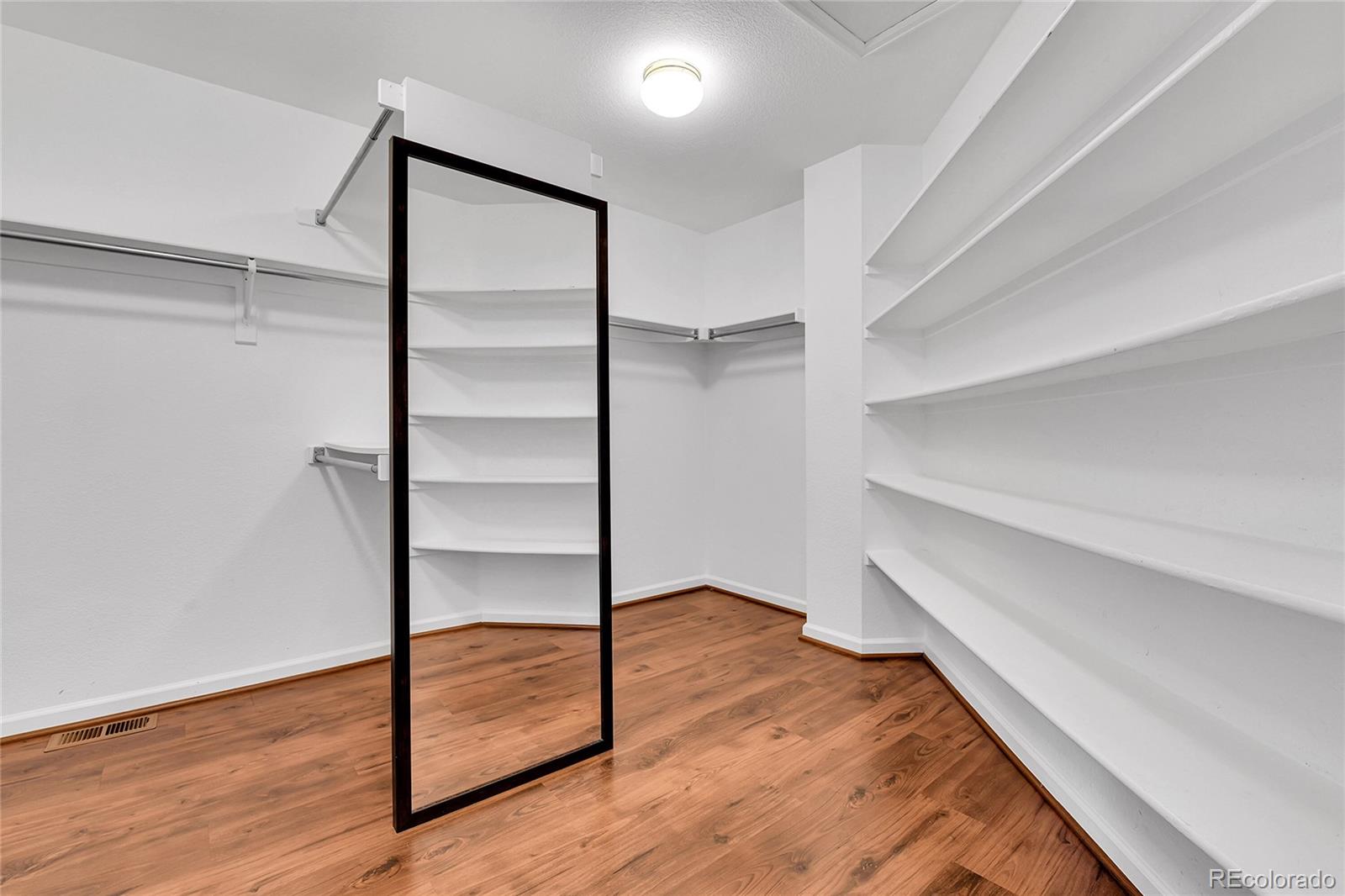 MLS Image #21 for 2208 s tucson way,aurora, Colorado