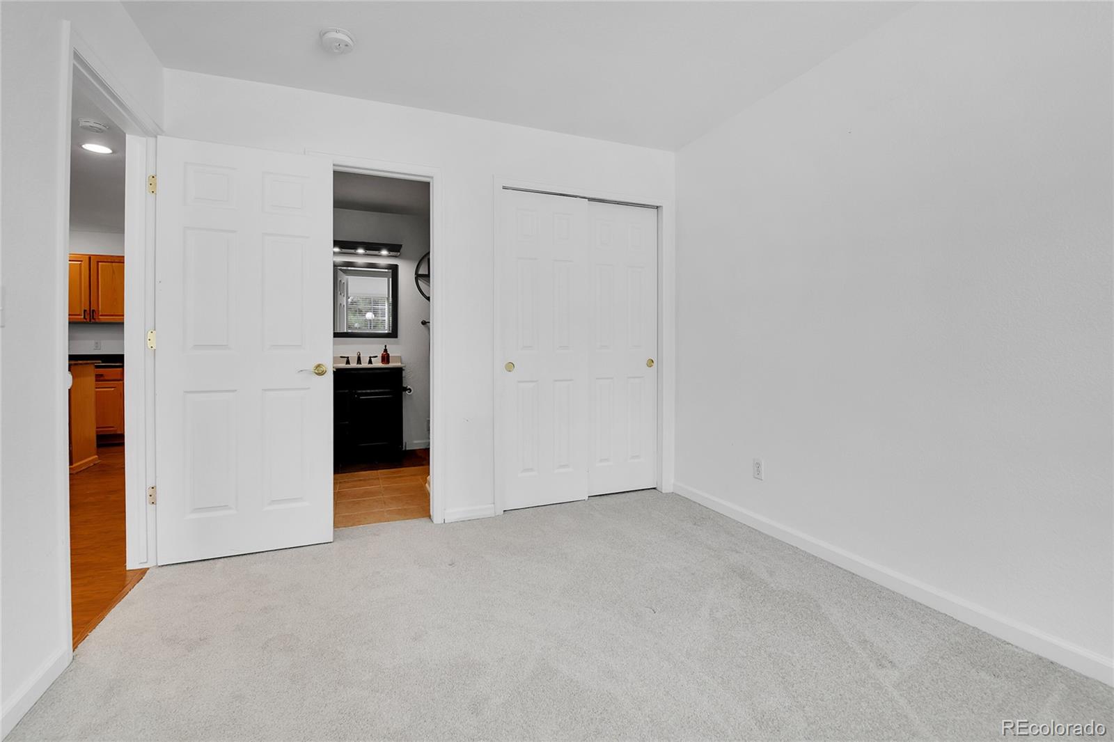 MLS Image #24 for 2208 s tucson way,aurora, Colorado