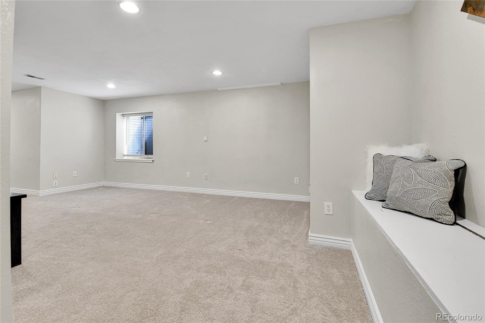 MLS Image #27 for 2208 s tucson way,aurora, Colorado