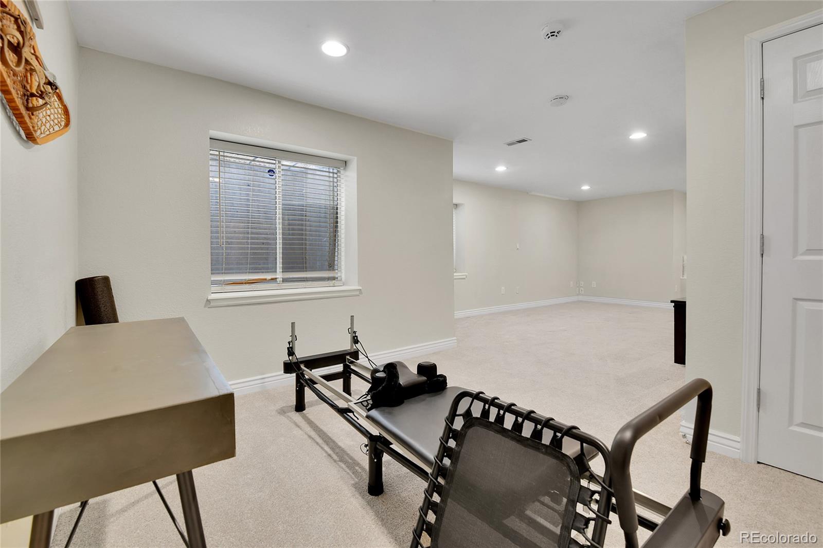MLS Image #31 for 2208 s tucson way,aurora, Colorado