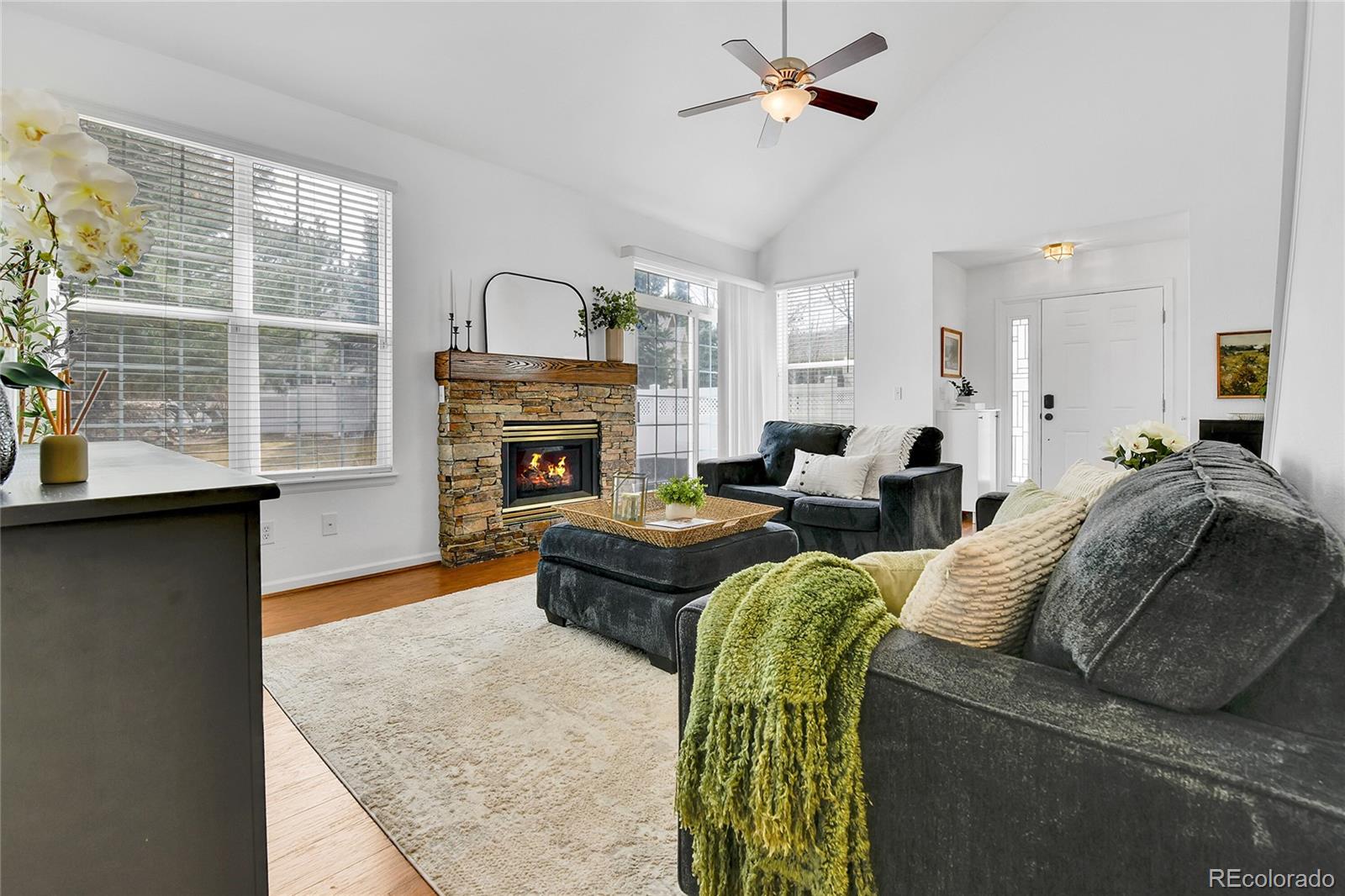 MLS Image #5 for 2208 s tucson way,aurora, Colorado