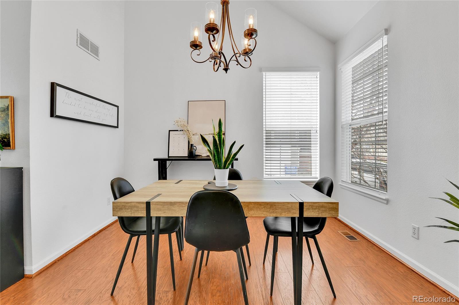MLS Image #8 for 2208 s tucson way,aurora, Colorado