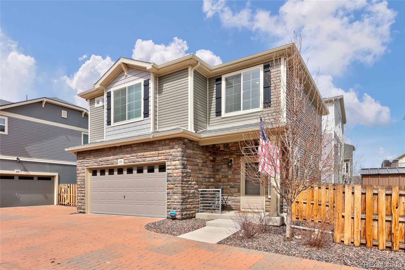MLS Image #1 for 203 s oak hill street,aurora, Colorado