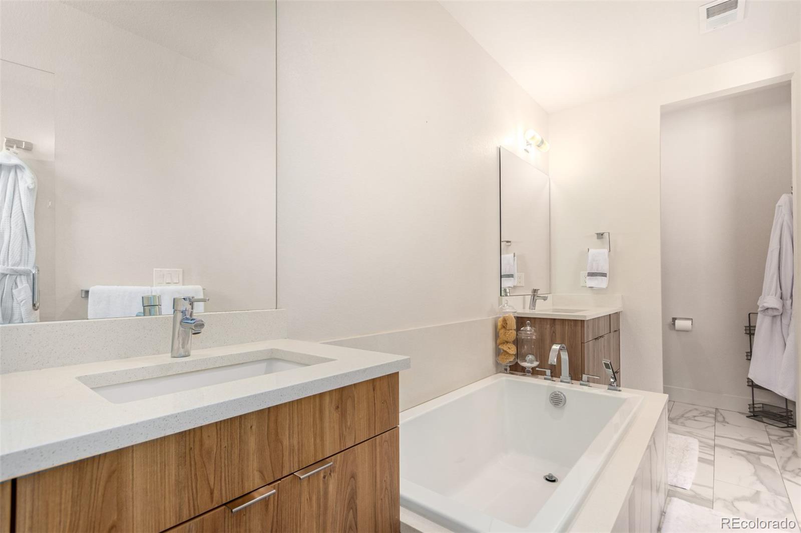 MLS Image #19 for 4335 n pecos street,denver, Colorado