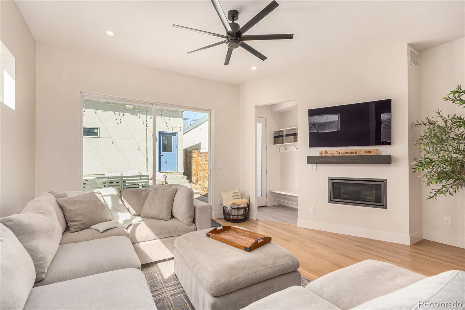 MLS Image #9 for 4335 n pecos street,denver, Colorado