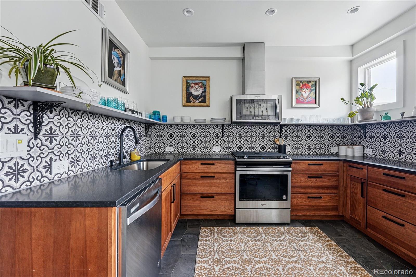 MLS Image #34 for 553 s sherman street,denver, Colorado