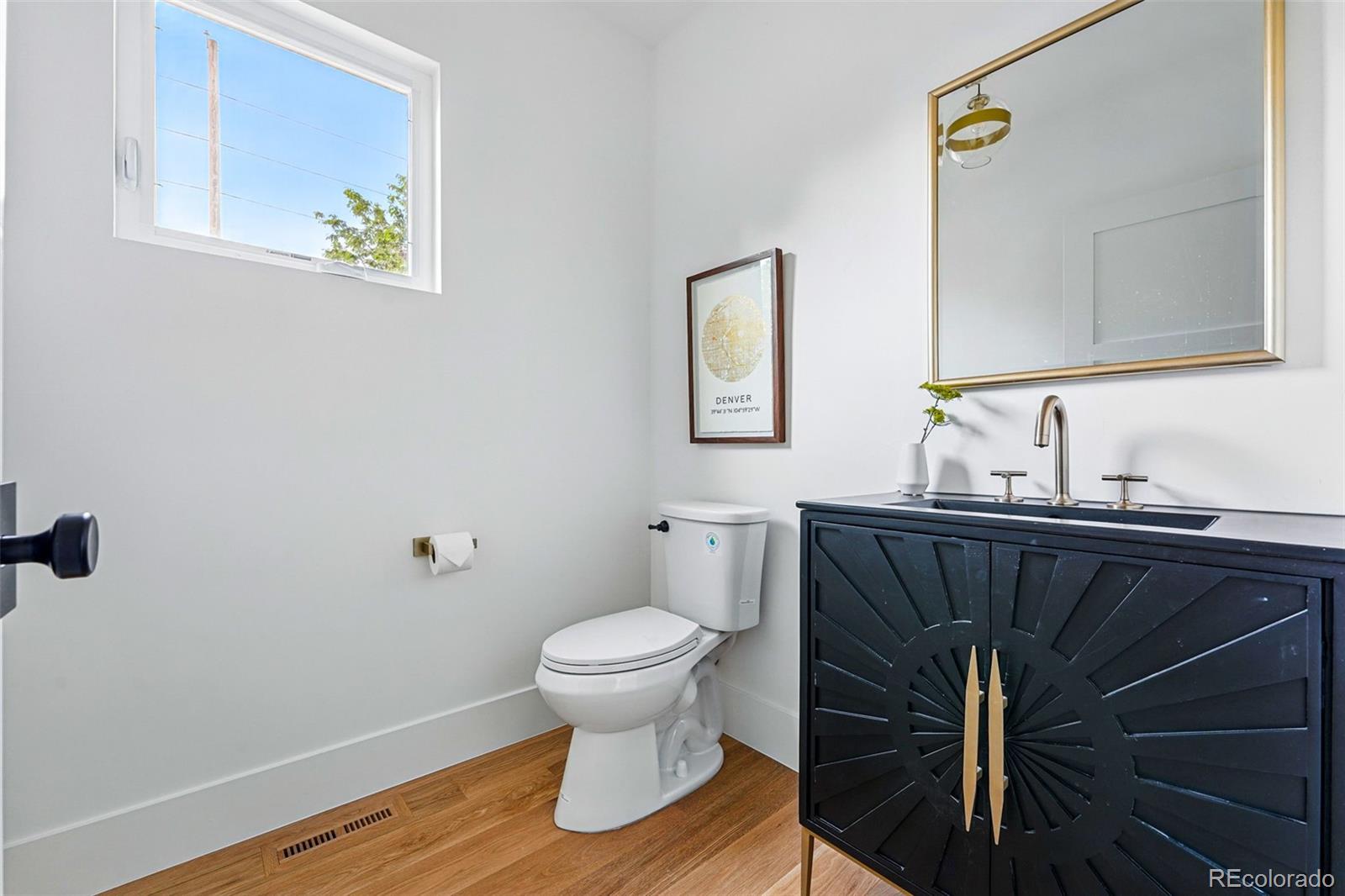 MLS Image #22 for 2391  hudson street,denver, Colorado
