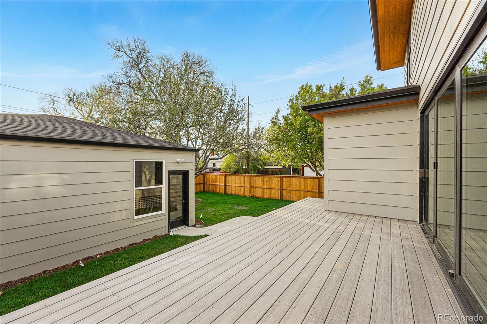 MLS Image #42 for 2391  hudson street,denver, Colorado