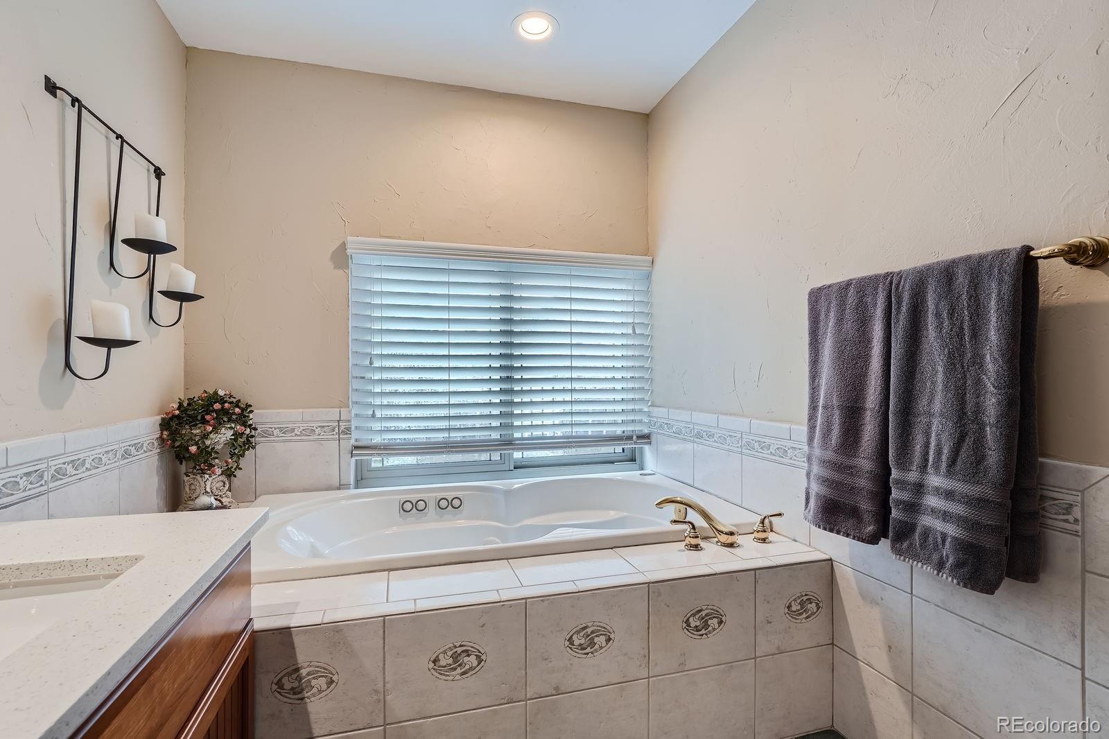 MLS Image #26 for 8216 s krameria way,centennial, Colorado