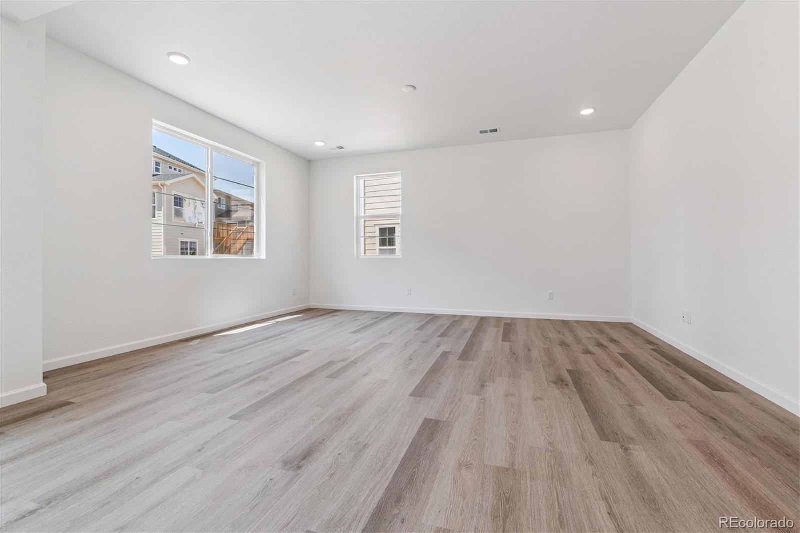 MLS Image #11 for 461 s salida street,aurora, Colorado