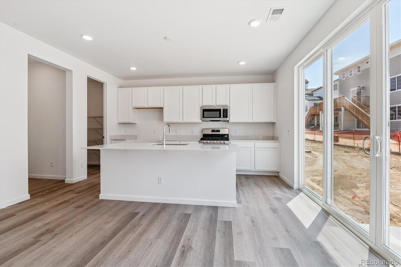 MLS Image #13 for 461 s salida street,aurora, Colorado