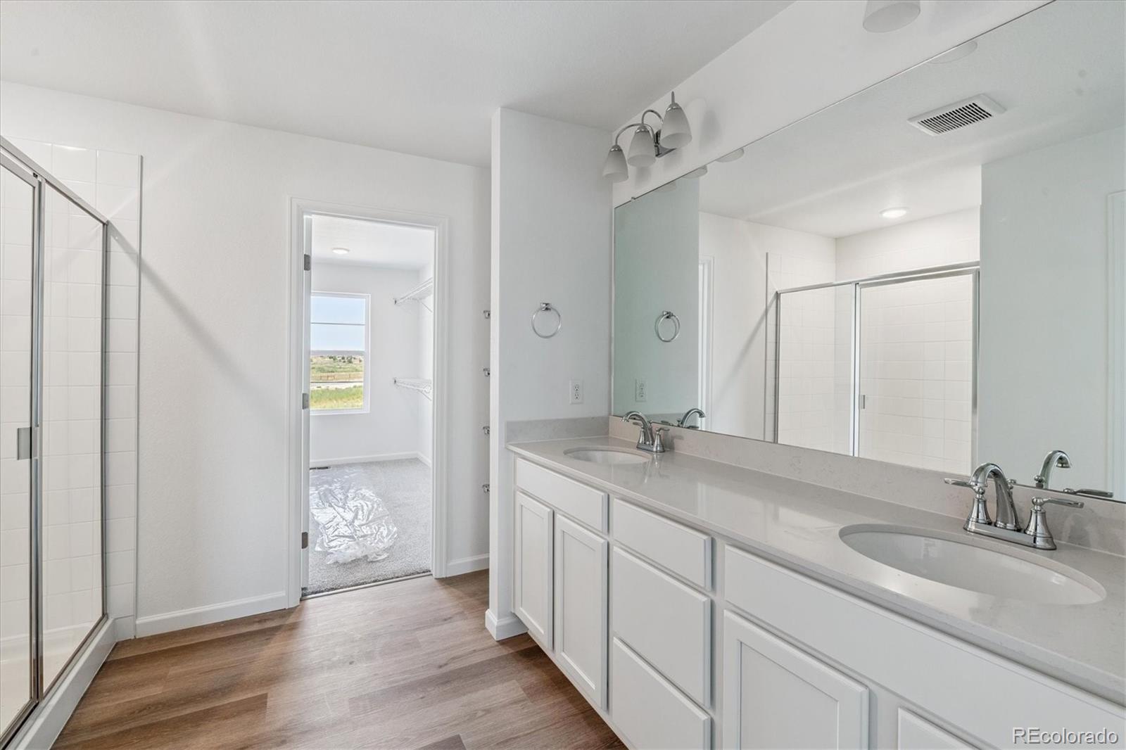 MLS Image #18 for 461 s salida street,aurora, Colorado