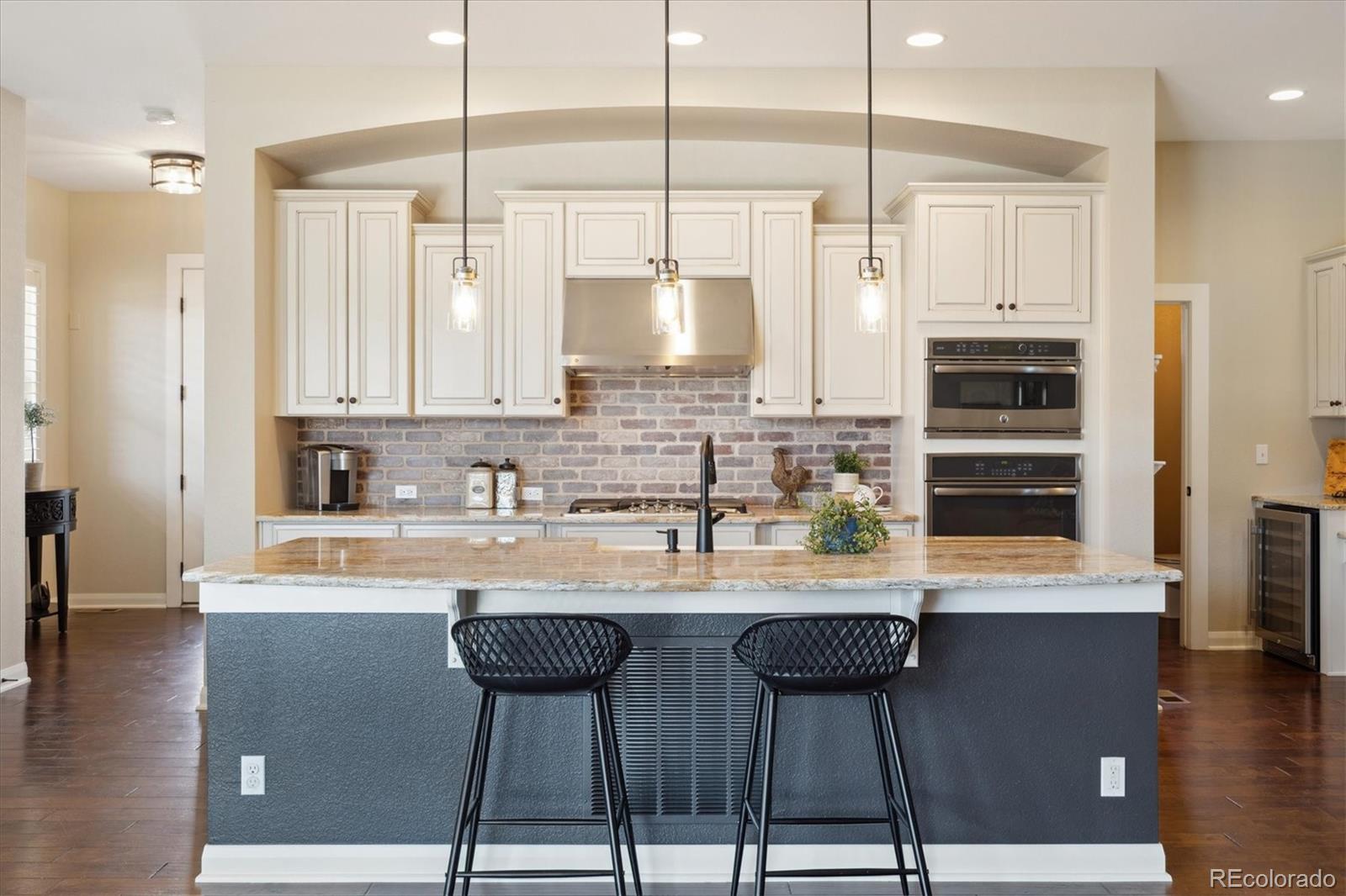 MLS Image #9 for 1950 w 67th avenue,denver, Colorado