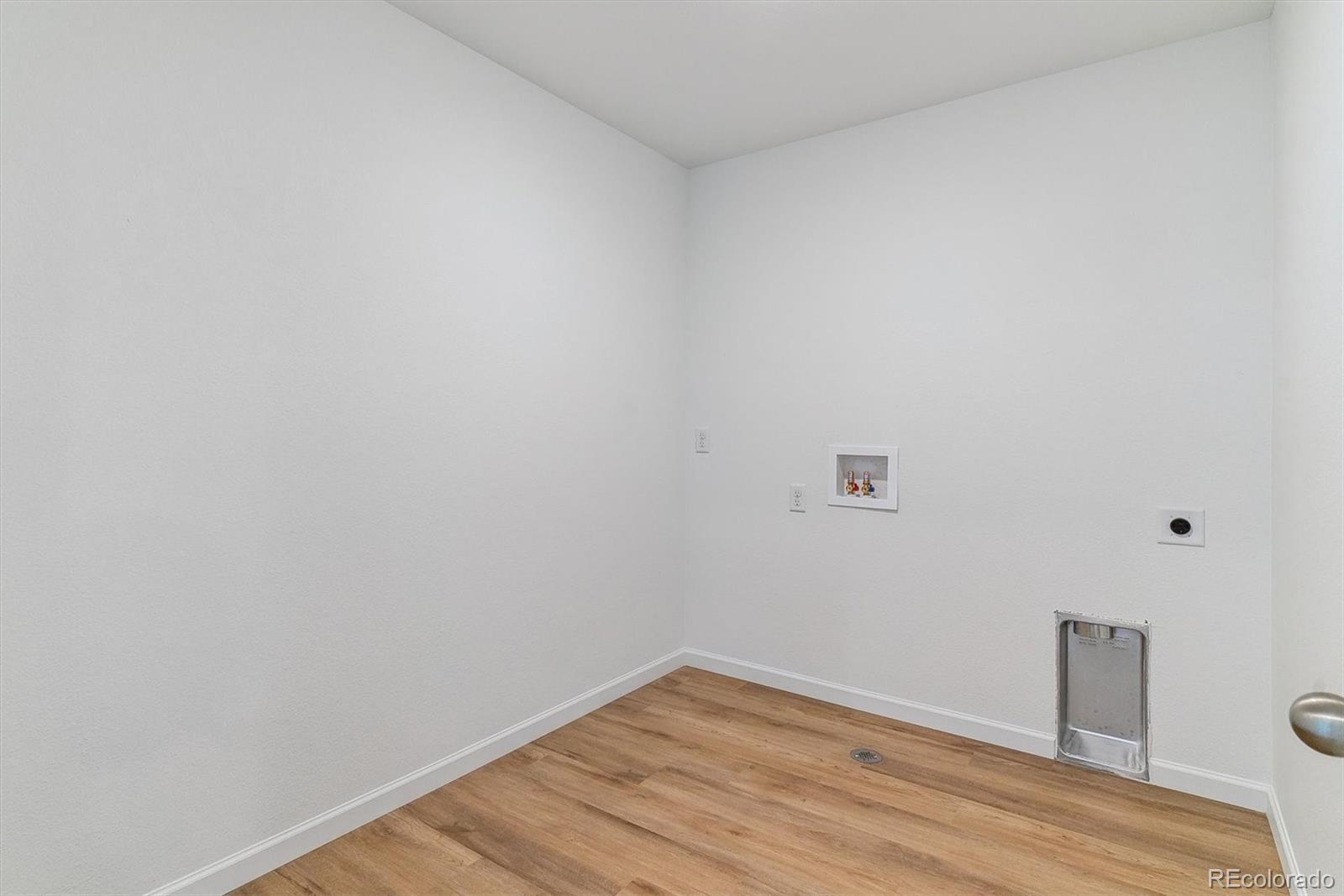 MLS Image #15 for 459 s salida street,aurora, Colorado