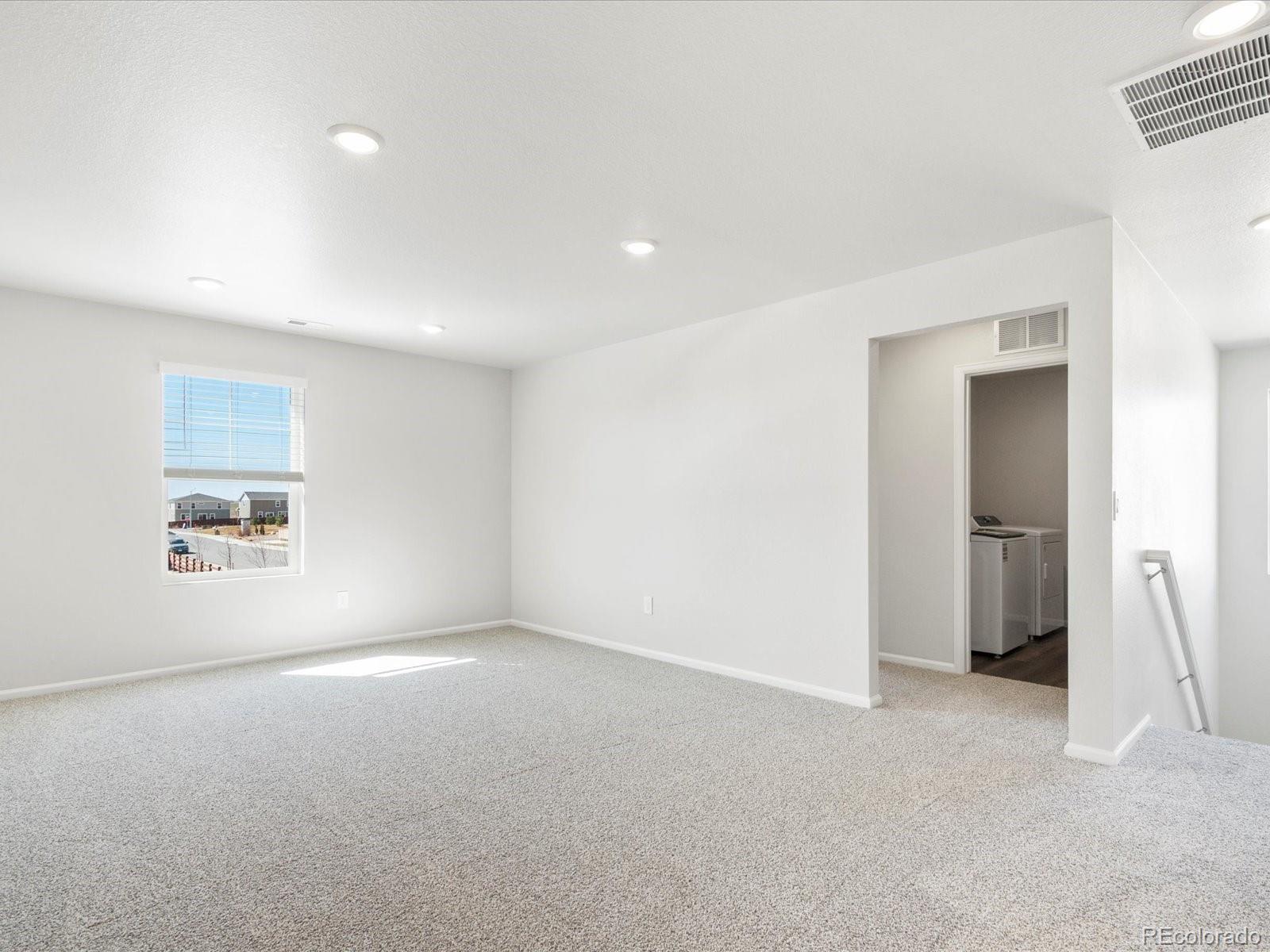 MLS Image #20 for 4701  sunsplash way,johnstown, Colorado