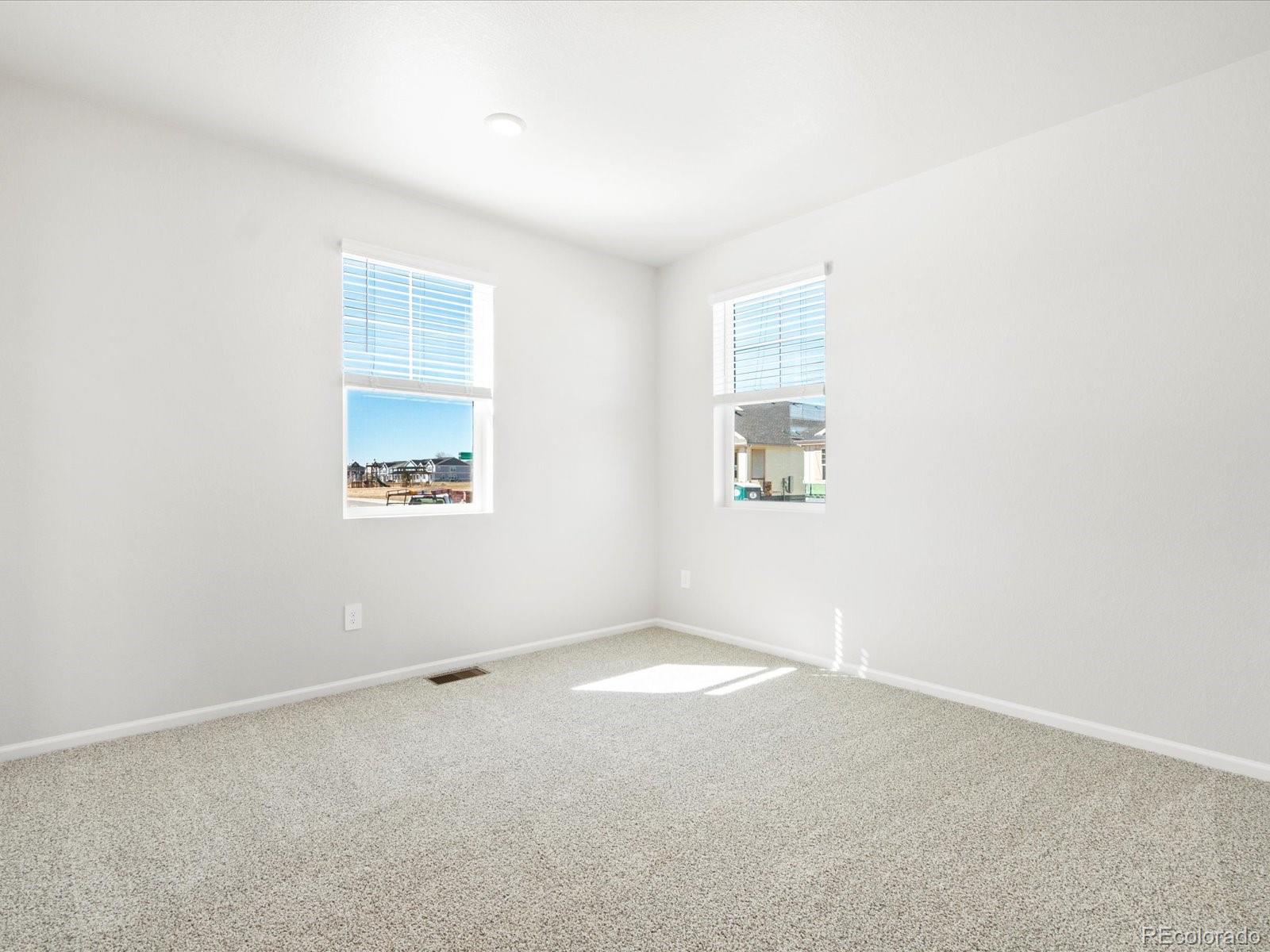 MLS Image #3 for 4701  sunsplash way,johnstown, Colorado