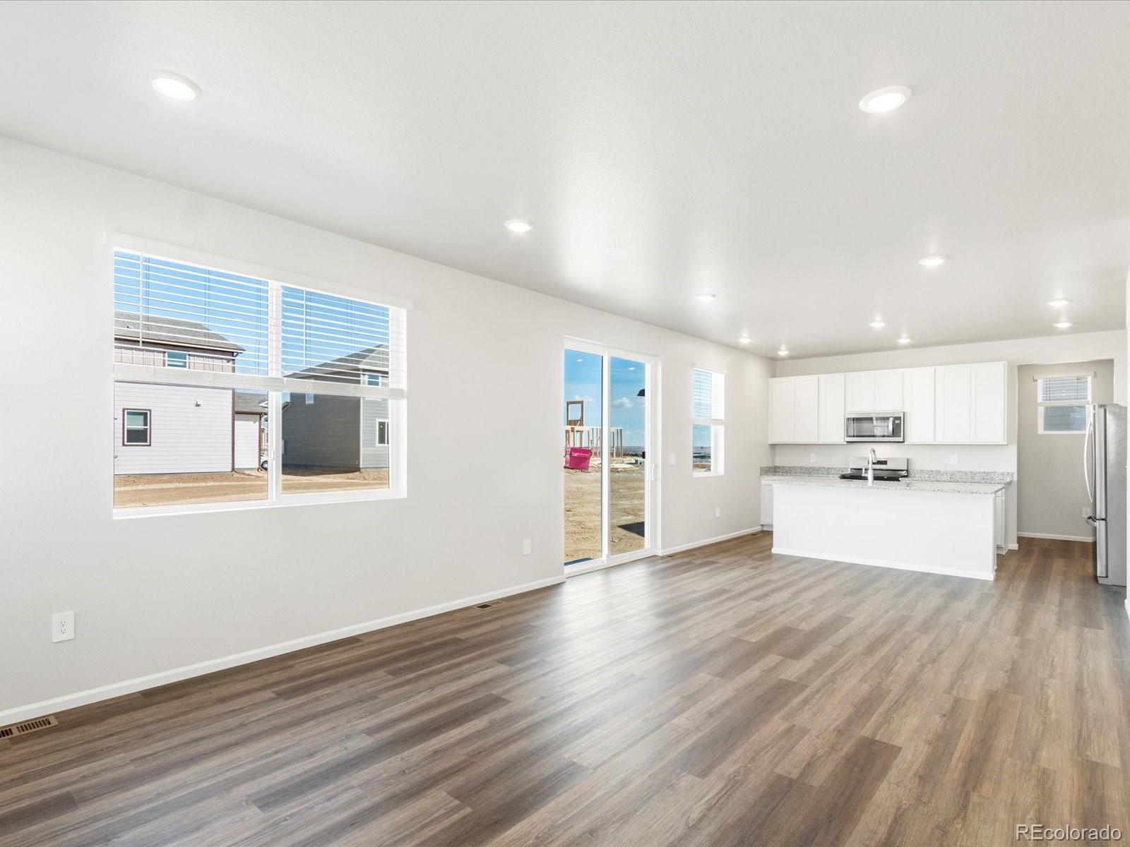 MLS Image #5 for 4701  sunsplash way,johnstown, Colorado