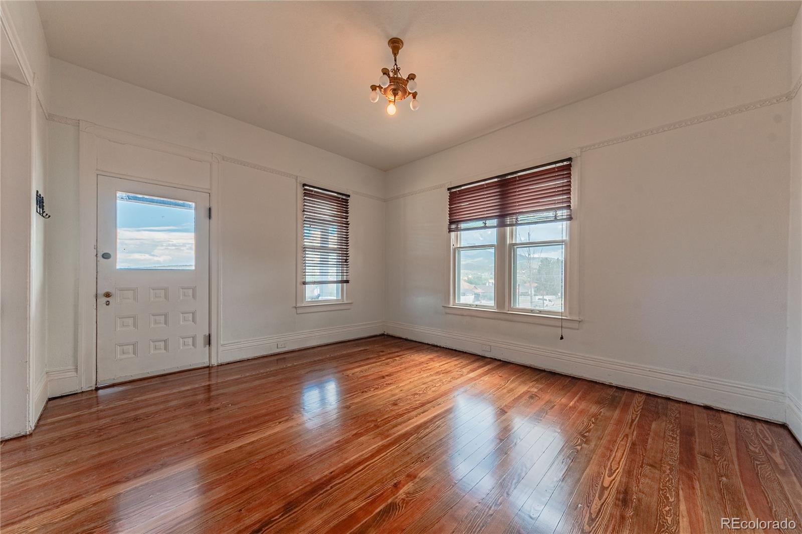 MLS Image #8 for 1003  san juan street,trinidad, Colorado